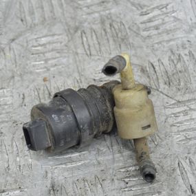 Насос омывателя стекла Opel Astra Vectra Zafira Corsa Meriva 1993-2015 Насос бачка омывателя Опель 90585762