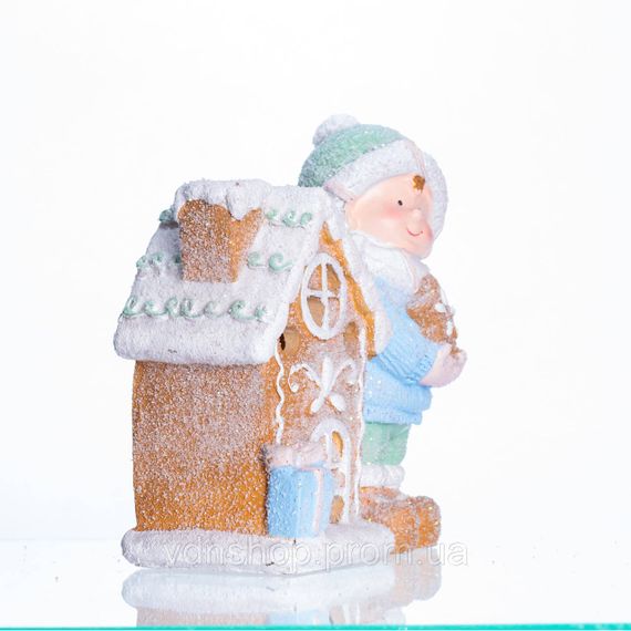 Новорічна декоративна фігурка з підсвіткою 15×8×16 см Новорічний декор Дитина з будиночком з порцеляни CR-6-3 | Зображення 2