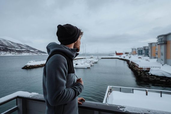 Кофта чоловіча SH500 X-WARM для туризму сіра - L | Зображення 4