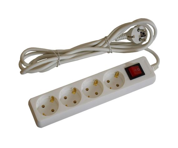 Подовжувач П45в 4 місця 2Р+РЕ 5 метрів 3х1мм2 з вимикачем Ny95505744