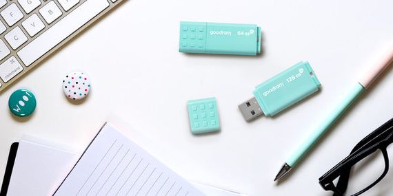 Flash Drive Goodram 128GB USB 3.0 UME3 Care Green | Зображення 2