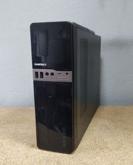 Комплект ПК: Gamemax SFF / Intel Core i3-4130 (2 (4) ядра по 3.4 GHz) / 8 GB DDR3 / 120 GB SSD / Intel HD Graphics 4400 + Монітор HP EliteDisplay S231d / 23" (1920x1080) IPS / VGA, DP / WebCam б/в | Зображення 2
