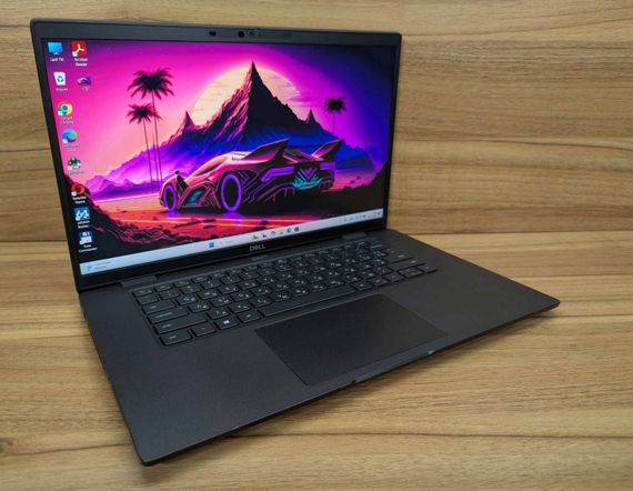 Ультрабук Dell Latitude 7520 / 15.6" (1920x1080) IPS / Intel Core i7-1185G7 (4 (8) ядра по 3.0 - 4.8 GHz) / 16 GB DDR4 / 512 GB SSD / Intel Iris Xe Graphics / WebCam / TouchID / Windows 11 б/в + Подарунок Бездротова миша / USB | Зображення 3