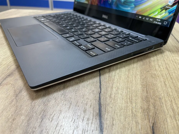 Ноутбук Dell XPS 9350 13.3 QHD+ IPS Touch core i7 6600U/8Gb/SSD128Gb | Зображення 3