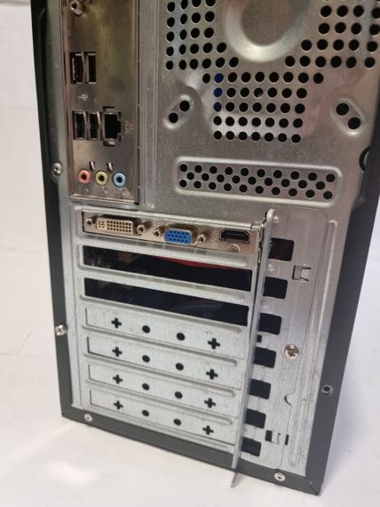 ПК Spire SPD208B Tower / Intel Core i5-2400S (4 ядра по 2.5 - 3.3 GHz) / 8 GB DDR3 / 500 GB HDD / nVidia GeForce GTX 550 Ti, 1 GB GDDR5, 192-bit / 350W / DVD-RW б/в | Зображення 4