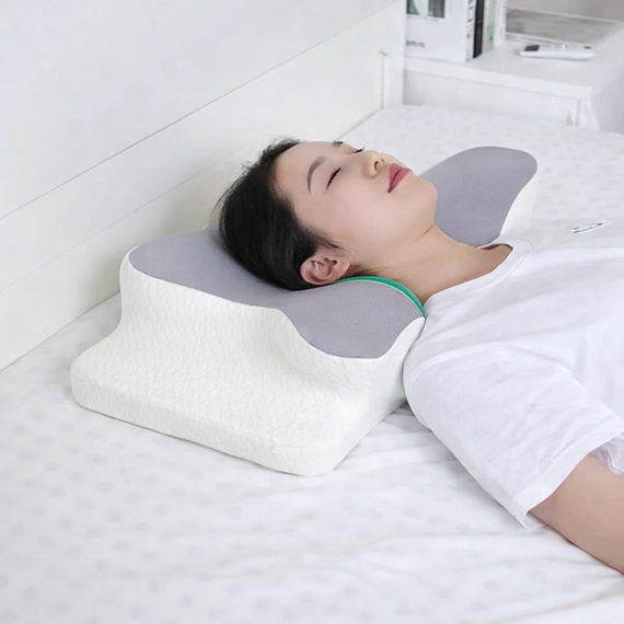 Ортопедична подушка для сну Метелик з ефектом пам'яті Memory Foam 50х30 см. Анатомічна подушка під шию | Зображення 2