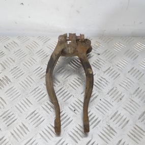 Кронштейн амортизатора передній лівий Mazda 6 GH 2007-2012 Кріплення амортизатора переднє ліве Мазда 6