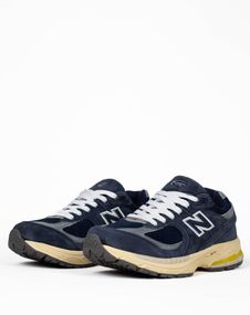 Чоловічі кросівки New Balance 2002R Blue
