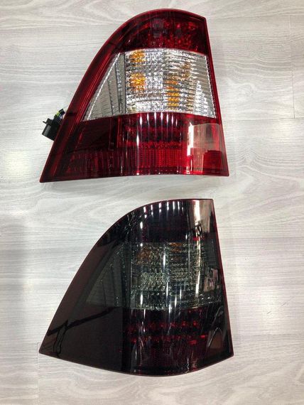 Задні ліхтарі з LED (2 шт) Світлі для Mercedes ML W163