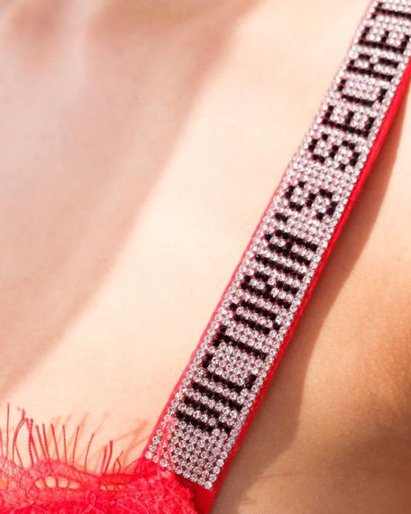 Нижня білизна Victoria's Secret з мереживом DO2127/2 Червона | Зображення 3