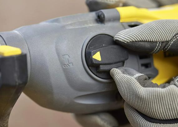 Перфоратор акумуляторний Stanley Fatmax з АКБ та ЗП SFMCH900M22 | Зображення 3