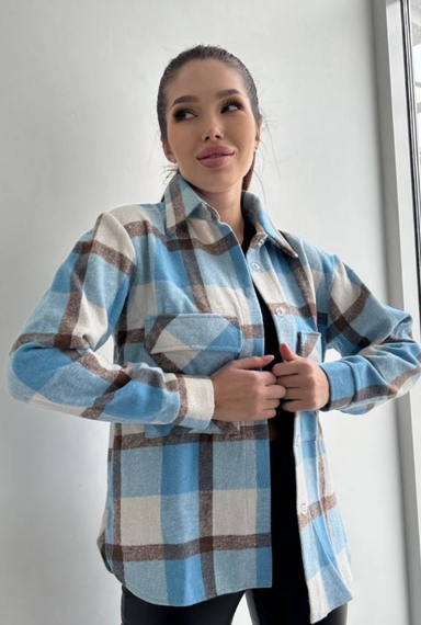 Женская теплая хлопковая рубашка в клетку GDF840, цвет бело-голубая, размер 42/46 | Зображення 2
