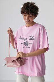 Оверсайз футболка з вишитими написами - рожевий цвет, ONE SIZE (є розміри)