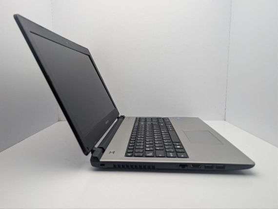 Ноутбук Medion Akoya E6429 / 15.6" (1366x768) TN / Intel Celeron 3855U (2 ядра по 1.6 GHz) / 8 GB DDR4 / 128 GB SSD / Intel HD Graphics 510 / WebCam / DVD-ROM б/у | Зображення 3