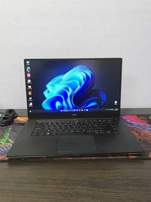 Потужний ноутбук DELL PRECISION 5520 I7-7700HQ/M1200/16/256  Б/В