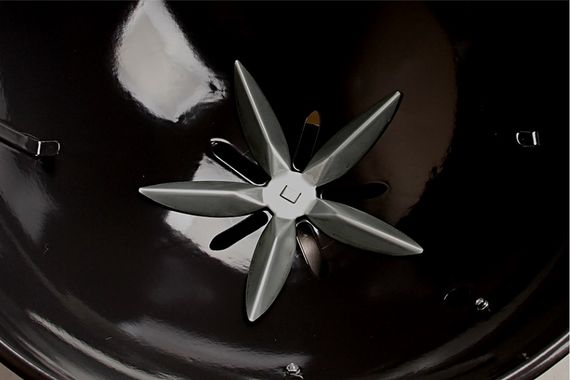 Вугільний гриль Slow and Sear Original Kettle Grill 57 см + кошик Deluxe SNS-KET-1 Код: 009468 | Зображення 7