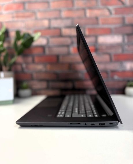 Ноутбук Lenovo V330-14IKB 81B0 / 14" (1920x1080) IPS / Intel Core i5-8250U (4 (8) ядра по 1.6 - 3.4 GHz) / 8 GB DDR4 / 256 GB SSD / Intel UHD Graphics 620 / WebCam б/у | Зображення 7