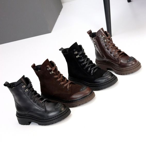 Чорні зимові замшеві черевики берці з дизайнерською нашивкою | Зображення 9