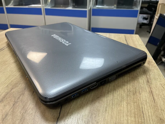 Ноутбук Toshiba L855 15.6  intel core i3 3120M/4gb/640Gb HDD | Зображення 5