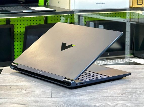 Игровой ноутбук HP Victus 15-fb3018ua / 15.6" (1920x1080) IPS / AMD Ryzen AI 5 340 (6 (12) ядер по 2.0 - 4.8 GHz) / 24 GB DDR5 / 1000 GB SSD M.2 / nVidia GeForce RTX 5050, 8 GB GDDR7, 128-bit / WebCam / Win 11 б/у | Зображення 4