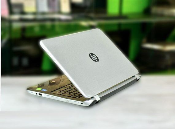 Ноутбук HP Pavilion 15-p258nl / 15.6" (1366x768) TN / Intel Core i7-5500U (2 (4) ядра по 2.4 - 3.0 GHz) / 16 GB DDR3 / 1000 GB SSD / nVidia GeForce 840M, 4 GB DDR3, 64-bit / WebCam / DVD-RW / Win 10 Home б/у | Зображення 5