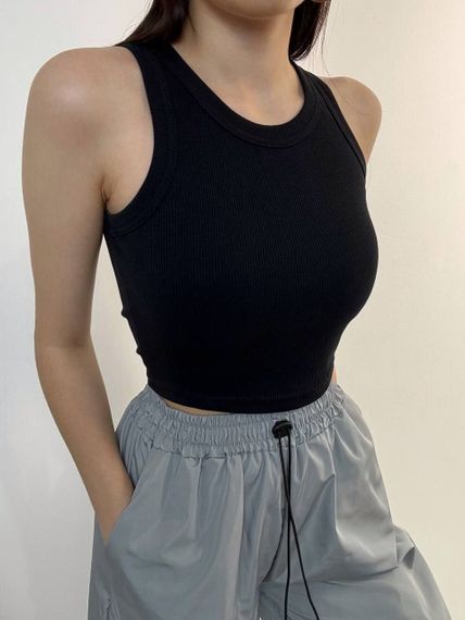 Женская короткая майка-топ в рубчик SSH516 цвет черный, размер onesize 42/46 | Зображення 1