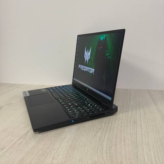 Игровой ноутбук Б-класс Acer Predator Helios 16 PH16-71 / 16" (2560x1600) IPS / Intel Core i9-13900HX (24 (32) ядер по 2.2 - 5.4 GHz) / 16 GB DDR5 / 512 GB SSD / nVidia GeForce RTX 4080, 12 GB GDDR6, 192-bit / WebCam б/у | Зображення 6
