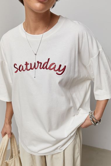 Футболка вільного фасону з написом Saturday - молочний цвет, ONE SIZE (є розміри) | Зображення 3