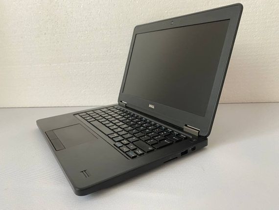 Нетбук Б-класс Dell Latitude E5250 / 12.5" (1366x768) TN / Intel Core i5-5300U (2 (4) ядра по 2.3 - 2.9 GHz) / 8 GB DDR3 / 240 GB SSD / Intel HD Graphics 5500 / WebCam / HDMI б/у | Зображення 5