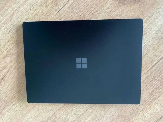Ноутбук  Сенсорний Microsoft Surface Laptop 4 15.0"IPS i7 1185G7 16Gb SSD 512Gb Б/У | Зображення 3