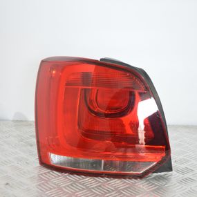 Ліхтар стоп задній лівий Volkswagen Polo V (6R, 6C) 2009- Фольксваген Поло 6R0945111B / 6R0945111С