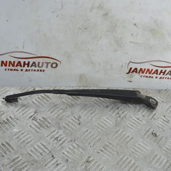 Повідець заднього склоочисника Volkswagen Sharan 1995-2010 Тримач двірника задній Фольксваген 7M3955707