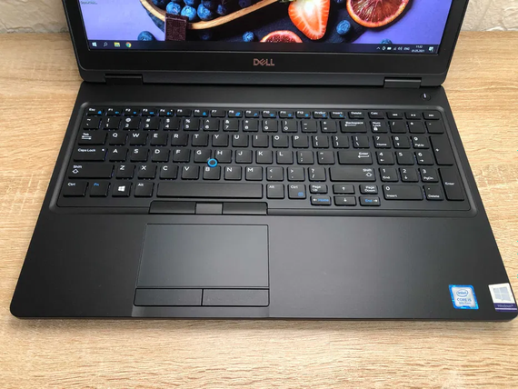 Потужний Ноутбук Dell Latitude 5590 i5 - 8 покоління IPS FullHD SSD DDR4 | Зображення 1