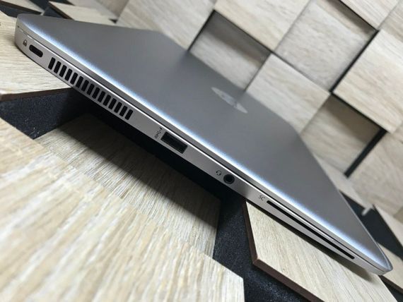 Ультрабук Б-класс HP EliteBook Folio 1040 G3 / 14" (1920x1080) IPS / Intel Core i7-6600U (2 (4) ядра по 2.6 - 3.4 GHz) / 8 GB DDR4 / 256 GB SSD M.2 / Intel HD Graphics 520 / HDMI б/у | Зображення 4