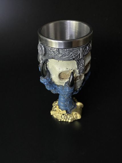 Бокал Череп у Лапі 200 мл — готичний келих із нержавіючої сталі та епоксидної смоли | Зображення 3