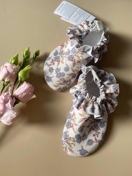 Дитячі аквашузи для дівчинки коралки Ягода 26 розмір | Зображення 1