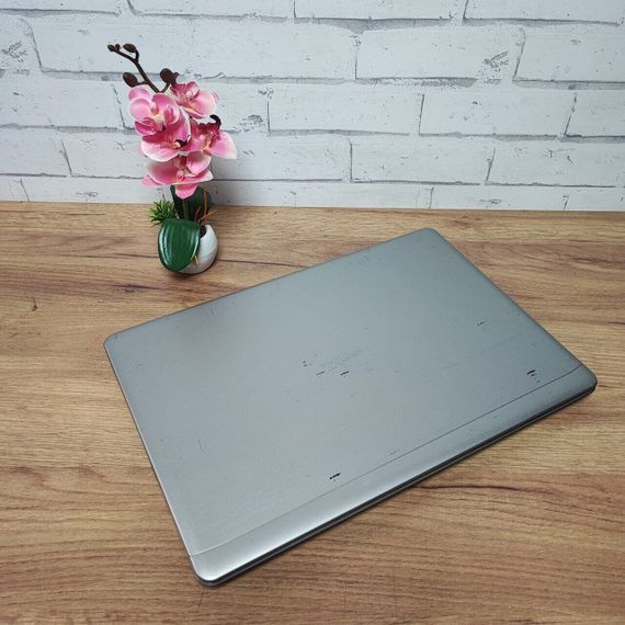 Ноутбук Б-класс Medion Akoya E6424 / 15.6" (1920x1080) TN / Intel Core i5-6267U (2 (4) ядра по 2.9 - 3.3 GHz) / 12 GB DDR3 / 128 GB SSD + 1000 GB HDD / Intel Iris Graphics 550 / WebCam б/у | Зображення 6