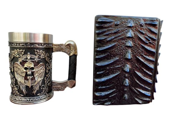 Подарунковий набір Кухоль 3D Меч у Черепі та Блокнот 3D «Книга Теней і Глубін» | Зображення 1