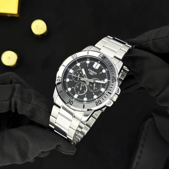Чоловічий годинник Casio MTP-VD300D-1E | Зображення 1