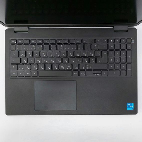 Ноутбук Dell Latitude 3520 / 15.6" (1920x1080) IPS / Intel Core i5-1135G7 (4 (8) ядра по 2.4 - 4.2 GHz) / 16 GB DDR4 / 256 GB SSD / Intel Iris Xe Graphics / WebCam б/в | Зображення 2