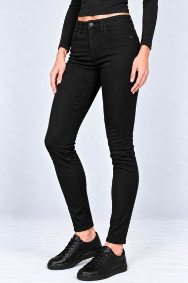 Джинси жіночі однотонні Slim fit, колір чорний, 244RF-81739 | Зображення 3