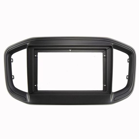 Перехідна рамка серії QIV QBR-F 6226-09 для Fiat Strada, Dodge RAM 700 2021+ 9 дюймів