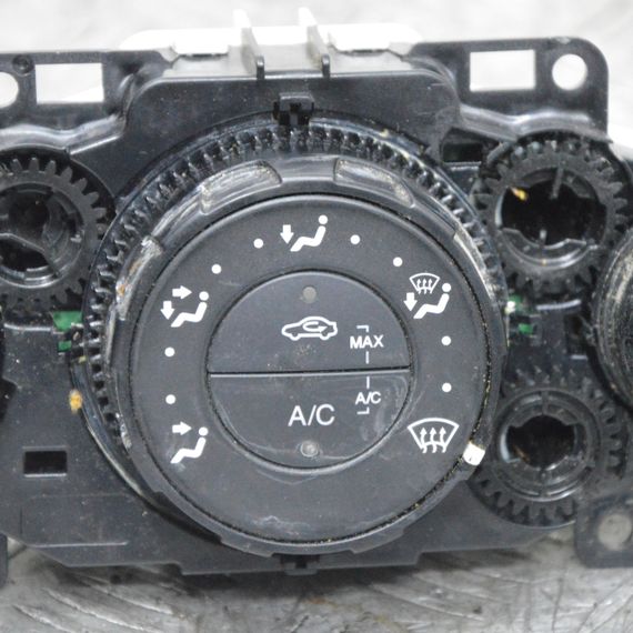 Блок керування клімат контролем Ford Fiesta VII 2009-2017 Панель пічки кондиціонера Форд Фієста 7 8A6118549 | Зображення 2