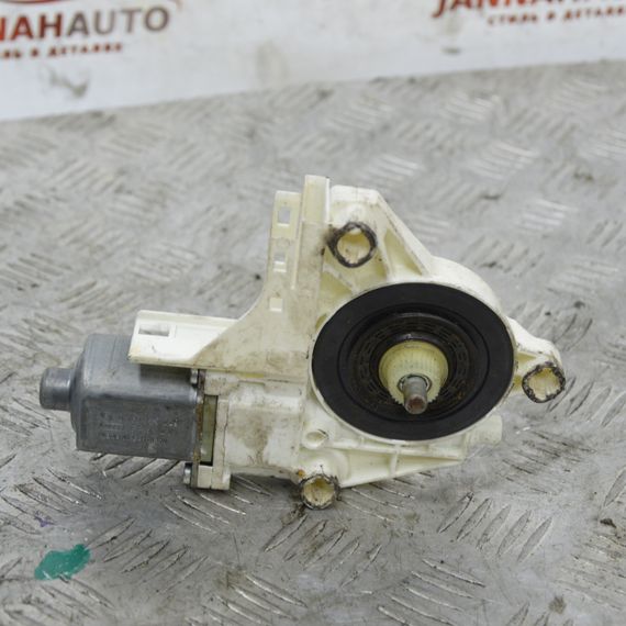 Моторчик склопідйомника Volkswagen Touran Golf V передніх лівих дверей Фольксваген Туран Гольф 5 1K0959701M | Зображення 1