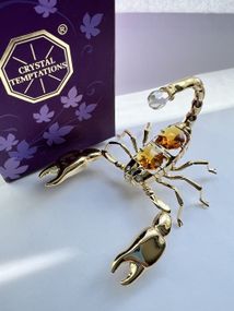 Фігурка зі стразами Скорпіон 7х7х8 см
