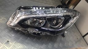 Передня оптика з LED (2 шт) для Mercedes CLA C117 2013-2019 рр
