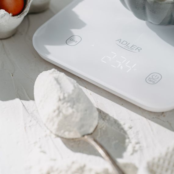 Ваги кухонні електронні Adler AD 3181 білі до 10 кг зі скляною платформою | Зображення 3
