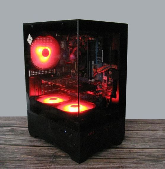 Ігровий ПК Aura Elite Lite Tower / Intel Core i5-2400 (4 ядра по 3.1 – 3.4 GHz) / 16 GB DDR3 / 120 GB SSD +  500 GB HDD / nVidia Quadro K2000, 2 GB GDDR5, 128-bit / Win 10 Pro + Кабель живлення б/в | Зображення 4
