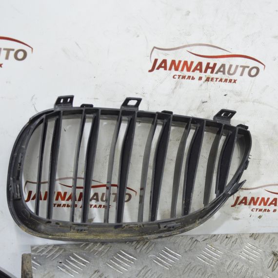 Решітка радіатора передня ліва BMW 5 E60 2003-2010 Решітка переднього бампера ліва БМВ е60 | Зображення 1