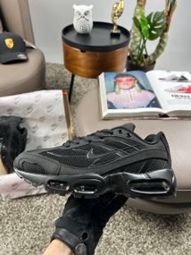 Чоловічі кросівки  Air Max Snox All Black весна / літо / осінь A4123 43 27.5 см